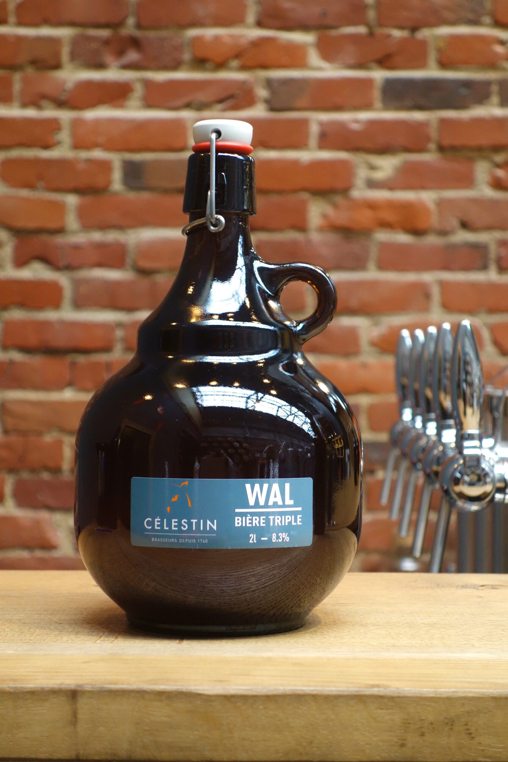 CÉLESTIN WAL Bombonne - Triple - graine de coriandre & poivre long<br/>2 litres (8,3%Vol.)