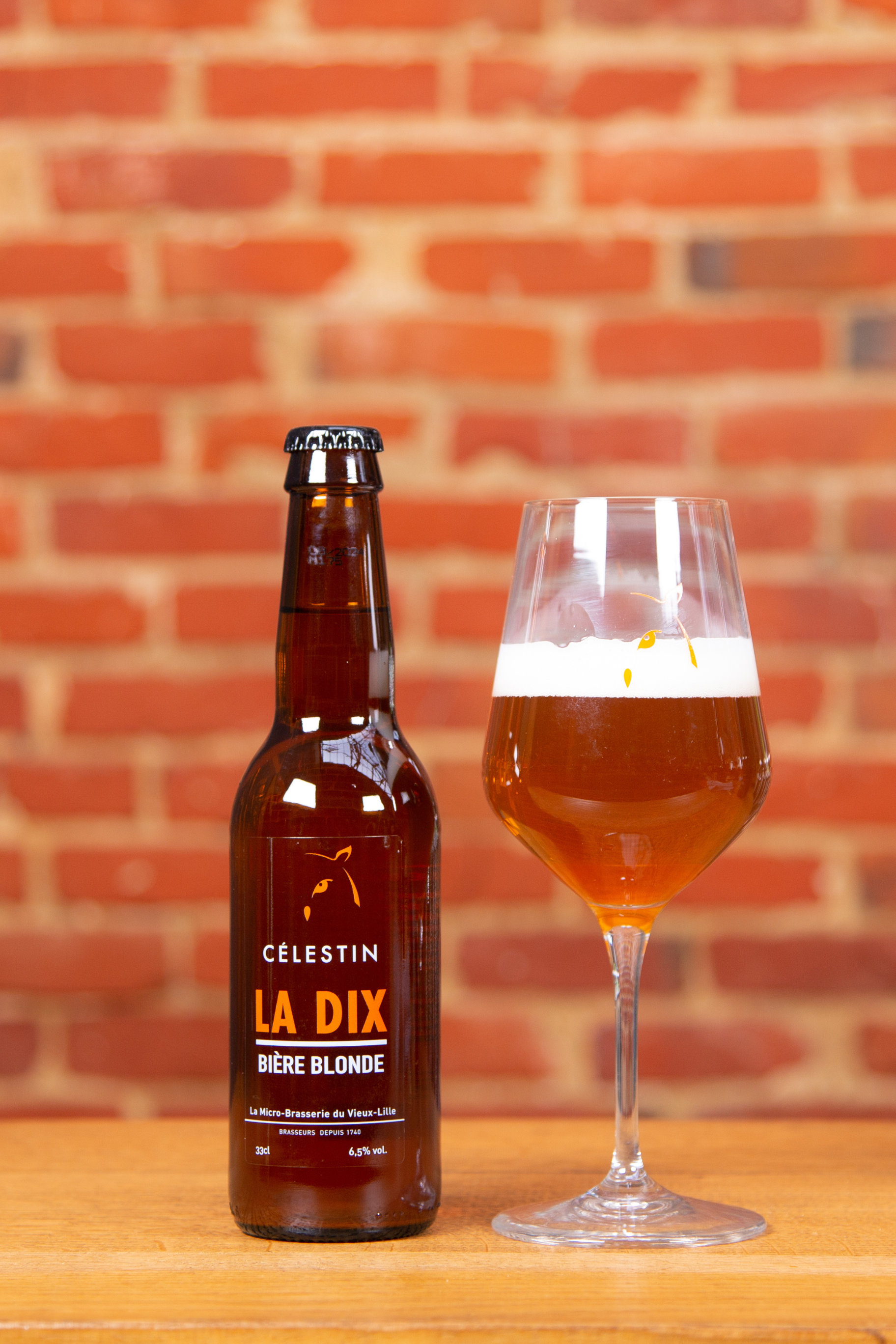 CÉLESTIN LA DIX - Blonde 10 houblons<br/>33cl (6,5%Vol.)